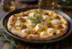 Pizza al Gorgonzola พร้อมโรสแมรี่สดและวอลนัท